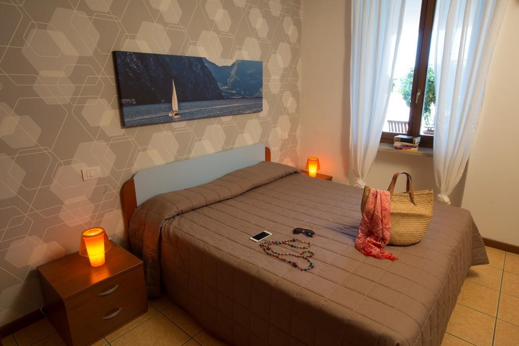 La Rocca Camping Village Bardolino Exterior foto