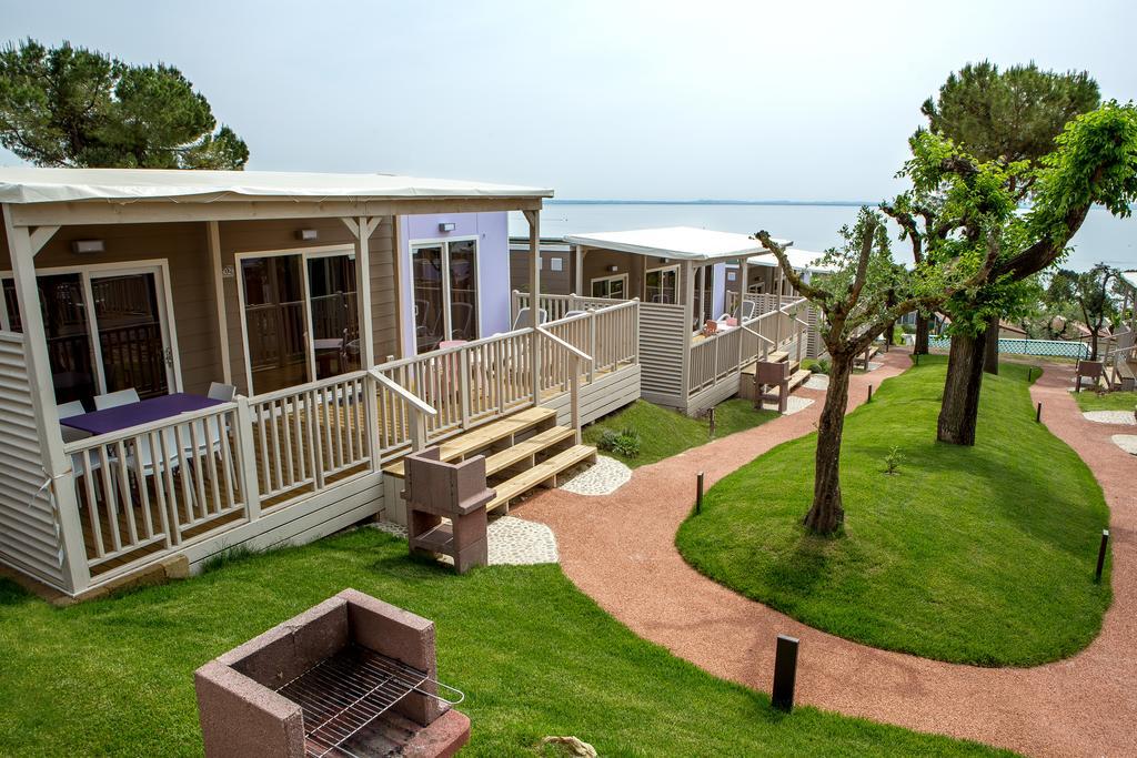 La Rocca Camping Village Bardolino Exterior foto